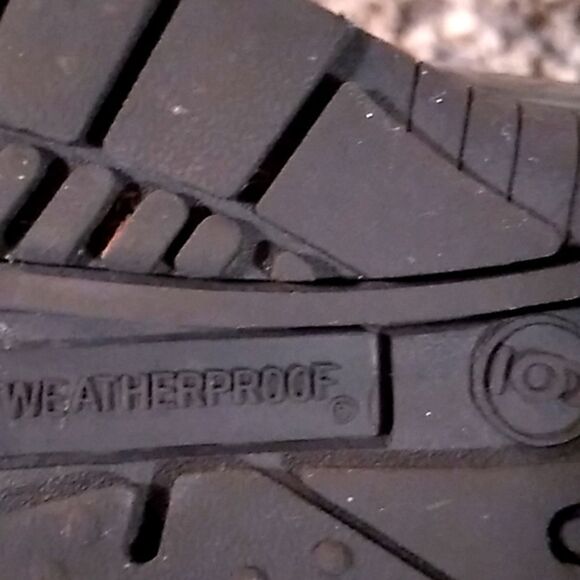 Weatherproof Rona Black Faux Fur Booties. Sz 6 - Picture 10 of 10